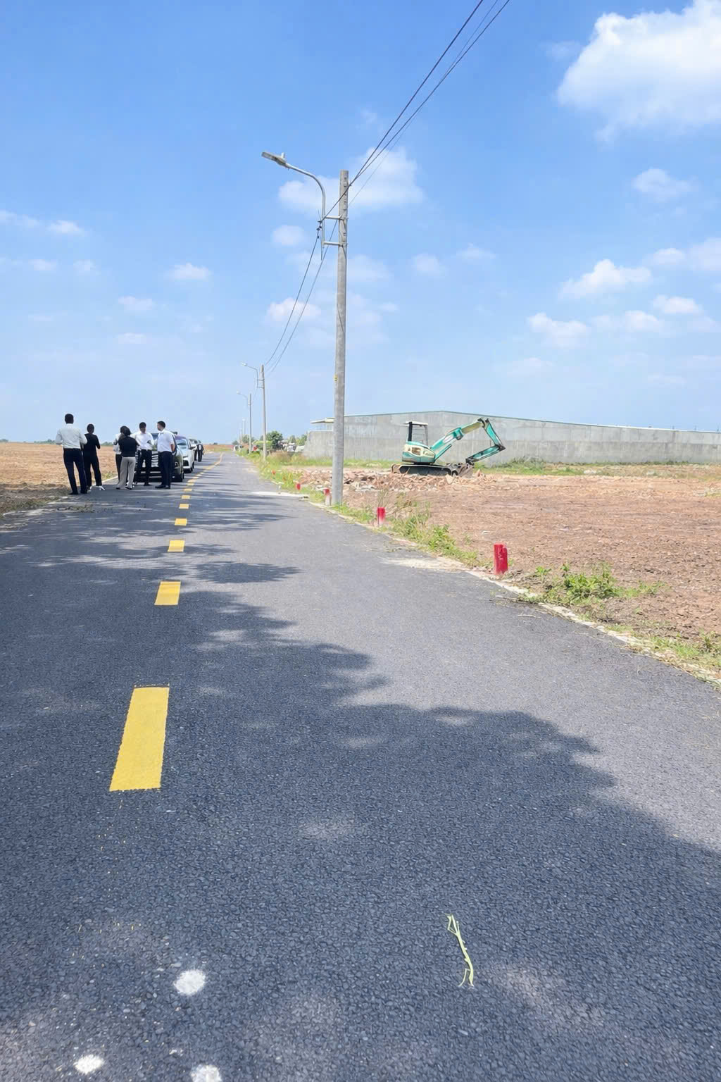 Bán đất đẹp - Diện tích 5x20m2, có 60m2 thổ cư - Mặt tiền đường nhựa 5m - Gần khu công nghiệp 15985471