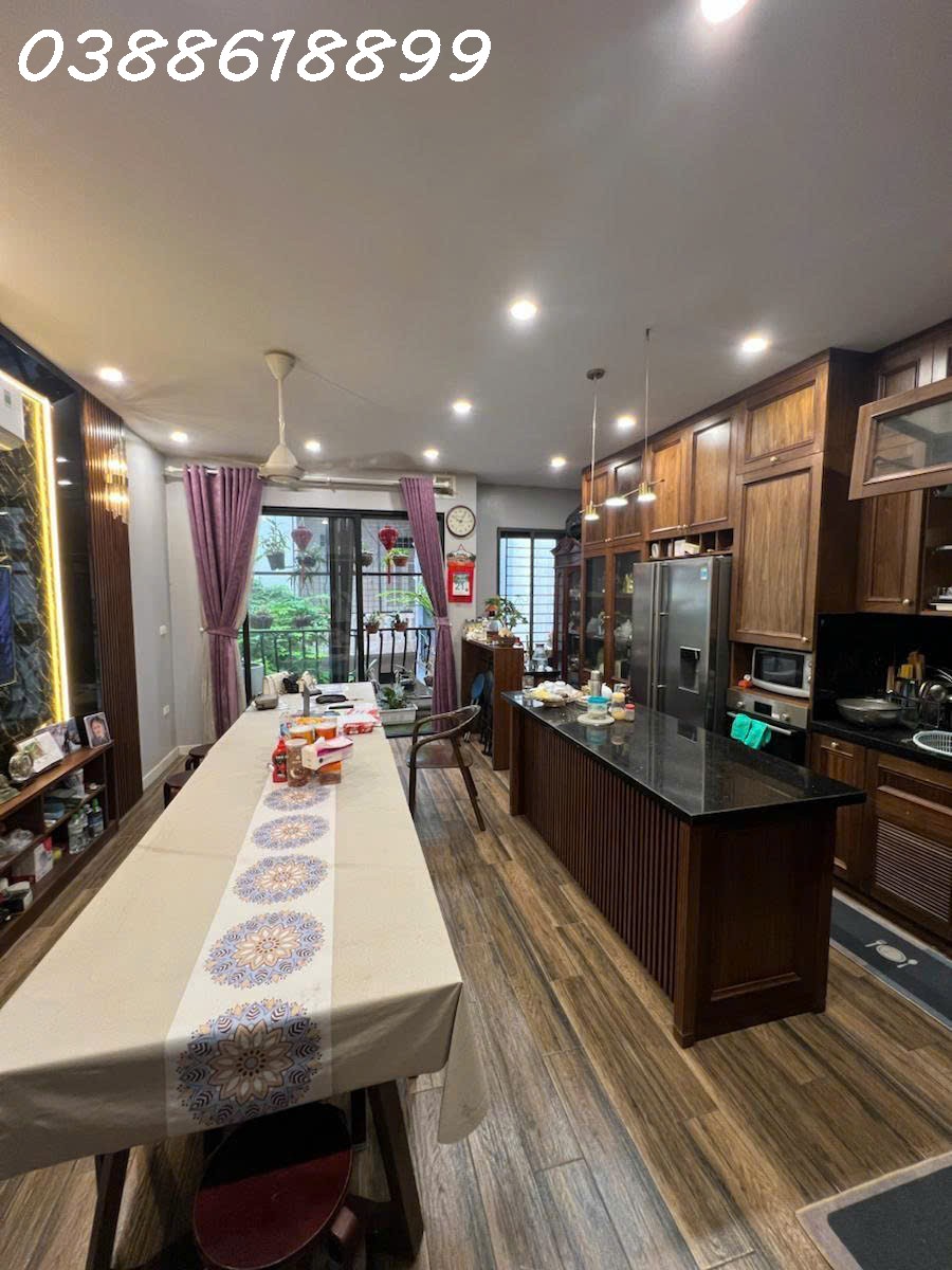 BÁN NHÀ DÂN XÂY OTO ĐỖ 10M - PHỐ HUỲNH THÚC KHÁNG- 60Mx5T,MT5,3M - LÔ GÓC 15985501