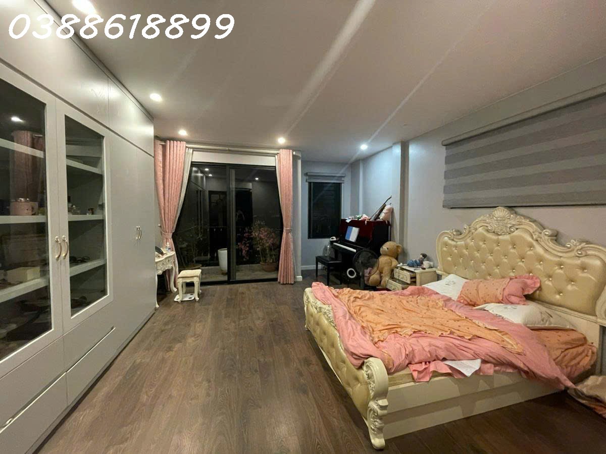 BÁN NHÀ DÂN XÂY OTO ĐỖ 10M - PHỐ HUỲNH THÚC KHÁNG- 60Mx5T,MT5,3M - LÔ GÓC 15985501