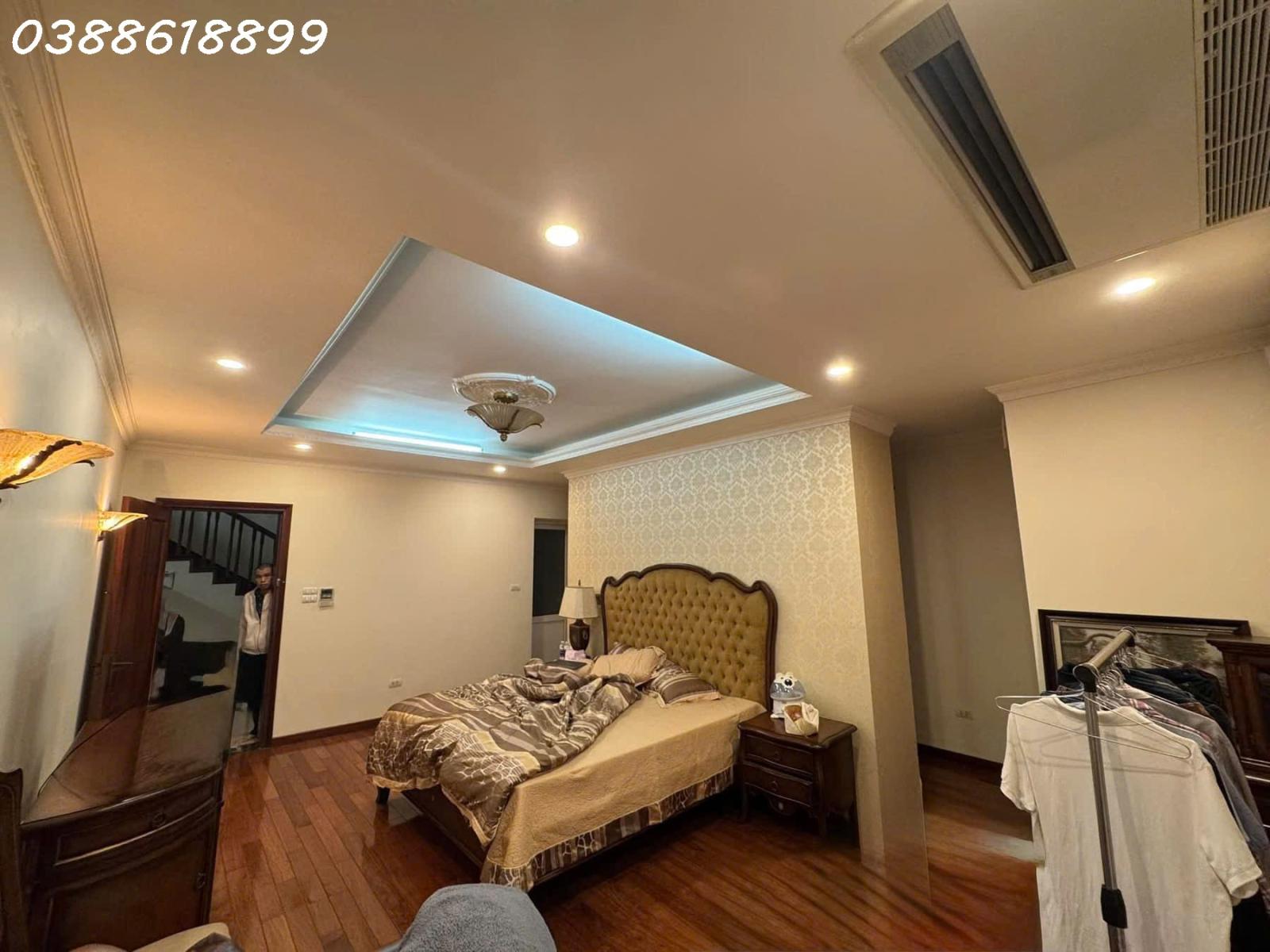 BÁN BT LÔ GÓC 2 MẶT ĐƯỜNG TO PHỐ DỊCH VỌNG HẬU 236M x4T, MT 15M - ĐẲNG CẤP GIỚI THƯỢNG LƯU 15985503