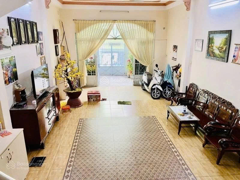 Bán nhà hẻm Ngô Bệ - giao Cộng Hòa, gần nhà ga T3, 5x18m, 2 tầng, Sổ A4, 1 đời chủ, 8,8 tỷ 15985513