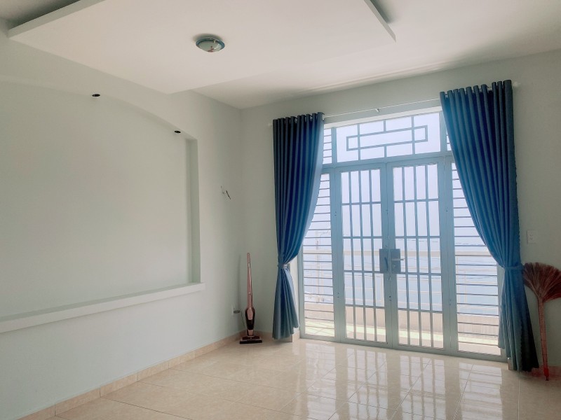 Bán nhà đường số 27, Hiệp Bình Chánh, Thủ Đức, TP HCM. DT 105 m2, 3 tầng. Giá  8.7 tỷ, Sổ Hồng, 15985517