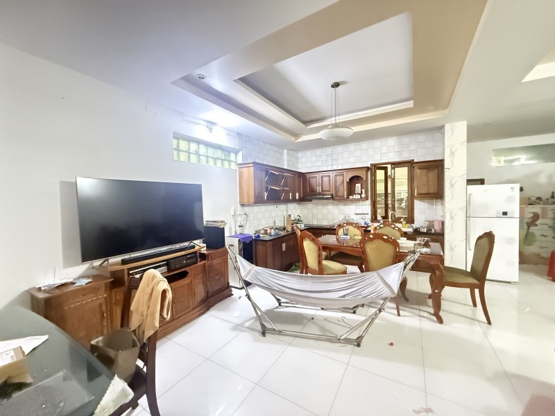 Bán Biệt Thự Mặt Tiền Linh Đông Thủ Đức -243m2 ngang 7m  - Vừa Ở Vừa Kinh Doanh - 36 Tỷ 15985541