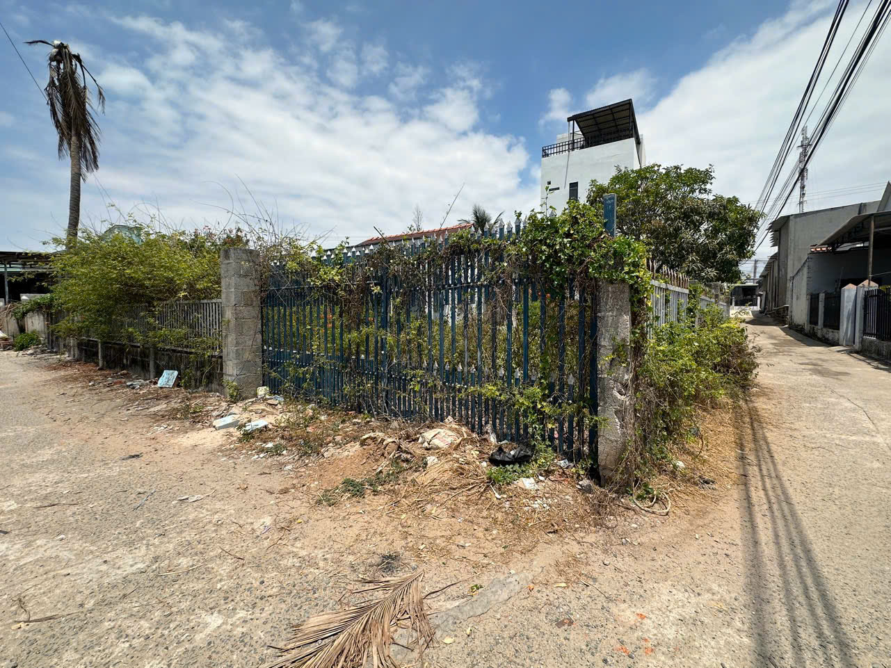 Bán 128m2 đất sát Biển Tam Tân - Tân Tiến - LaGi 1.9 tỷ đi bộ ra biển 15985550