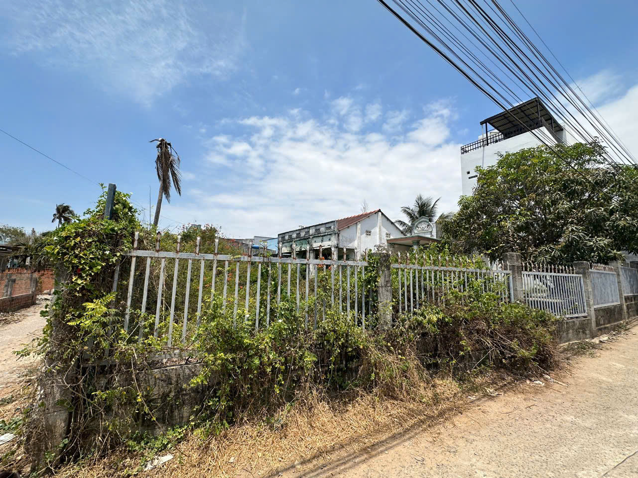 Bán 128m2 đất sát Biển Tam Tân - Tân Tiến - LaGi 1.9 tỷ đi bộ ra biển 15985550