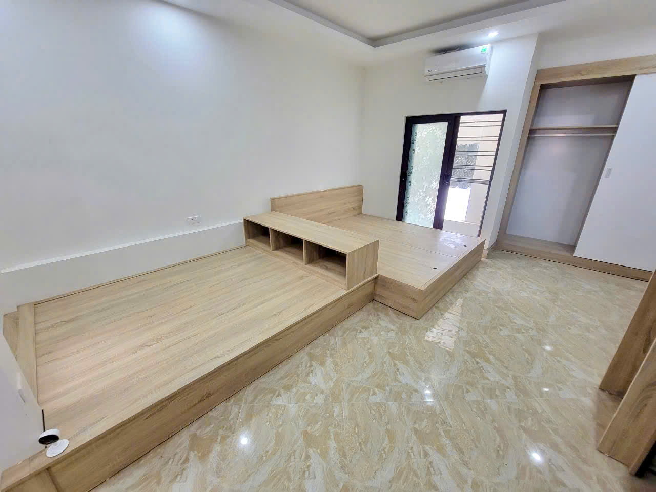 Cho thuê Ccmn Full đồ đẹp ngõ 40 Nhân Hòa, Thanh Xuân 15985555