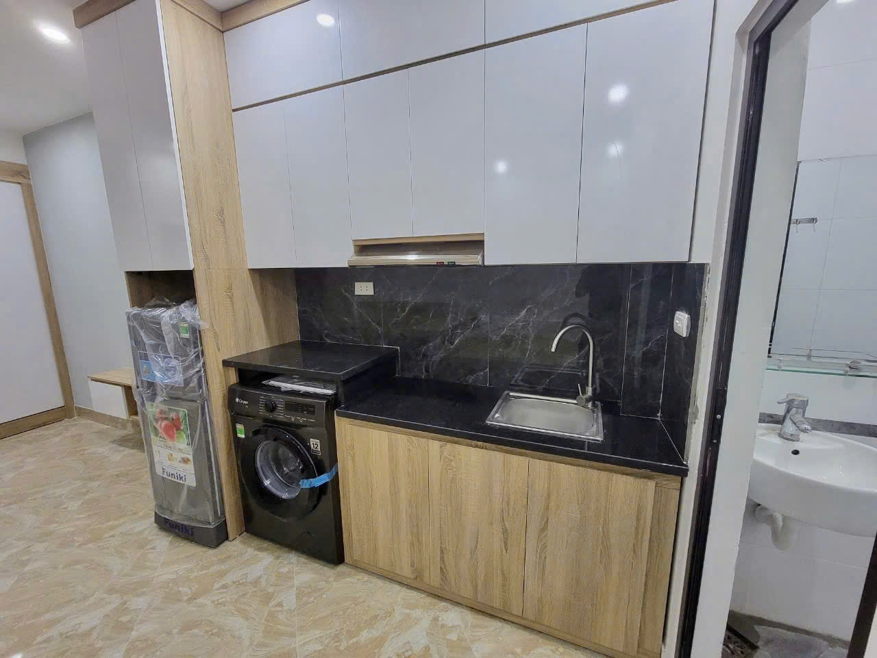 Cho thuê Ccmn Full đồ đẹp ngõ 40 Nhân Hòa, Thanh Xuân 15985555