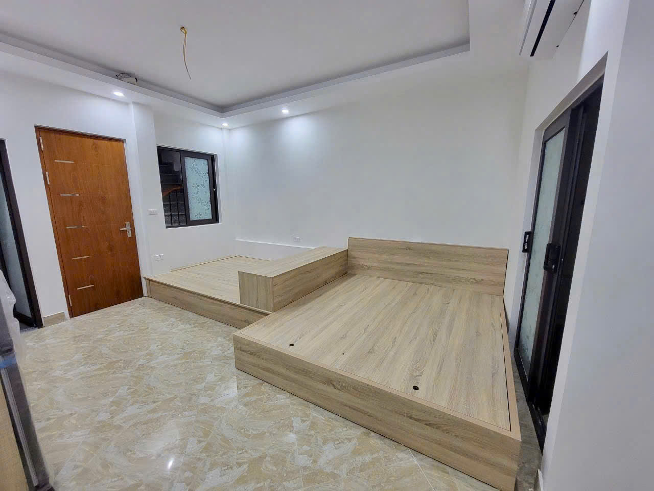 Cho thuê Ccmn Full đồ đẹp ngõ 40 Nhân Hòa, Thanh Xuân 15985555