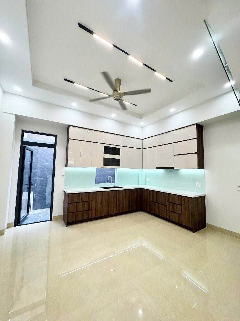 HÀNG HIẾM-Đỗ Xuân Hợp Quận 9-80M2-4 Tầng Mới-HXH-8 Phút Ra Metro- 9,8 Tỷ 15985564