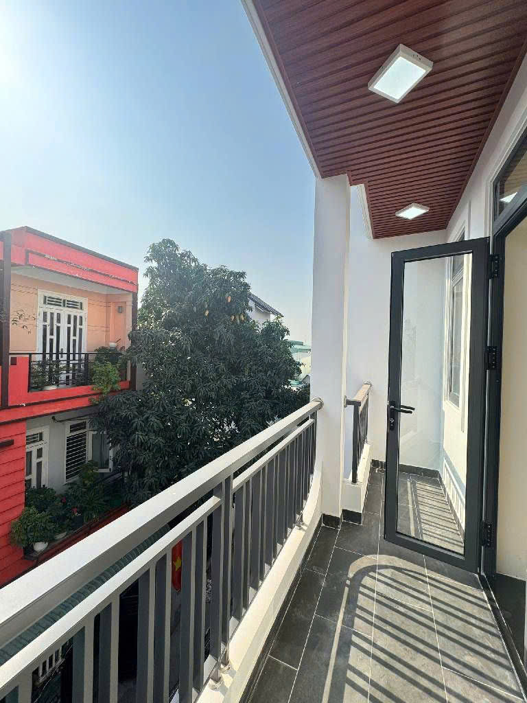 HÀNG HIẾM-Đỗ Xuân Hợp Quận 9-80M2-4 Tầng Mới-HXH-8 Phút Ra Metro- 9,8 Tỷ 15985564