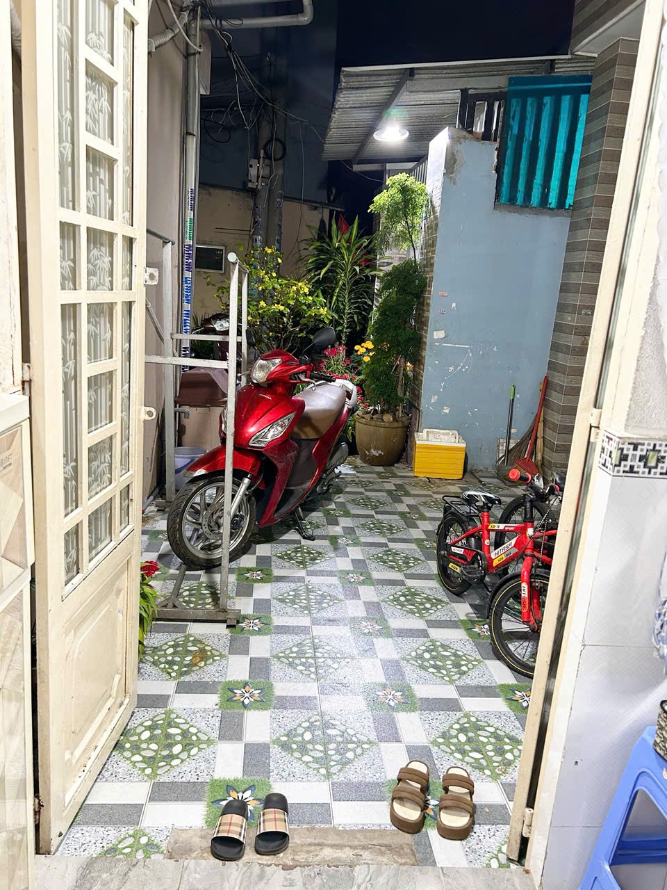 NHÀ ĐẸP – GIÁ TỐT – CHÍNH CHỦ CẦN BÁN NHÀ tại Tổ 3, ấp Hưng Lân, xã Bà Điểm, huyện Hóc Môn, TP.HCM 15985614