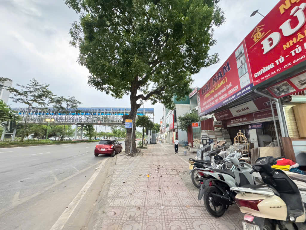 Bán đất tặng nhà C4 mặt phố Ngô Gia Tư- Kinh doanh- vỉa hè 70m nhỉnh 14 tỷ(TL) 15985621