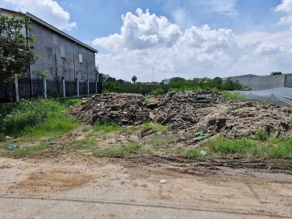 Bán đất mặt tiền 17,5x22,5m giá 7 tỷ Đường Xuân Thới Sơn 15985656