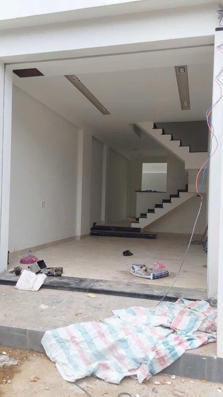 BÁN 3 CĂN NHÀ PHỐ 5 TẦNG MỚI XÂY– HẺM XE HƠI ĐƯỜNG 41, LINH ĐÔNG, THÀNH PHỐ THỦ ĐỨC 15985671