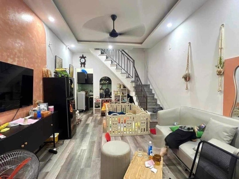 ♥ Gần Nguyễn Hoàng, 33m2, 2 tầng, 2PN 2WC, sổ hồng chuẩn, 2.x nhỏ tỷ 15985700