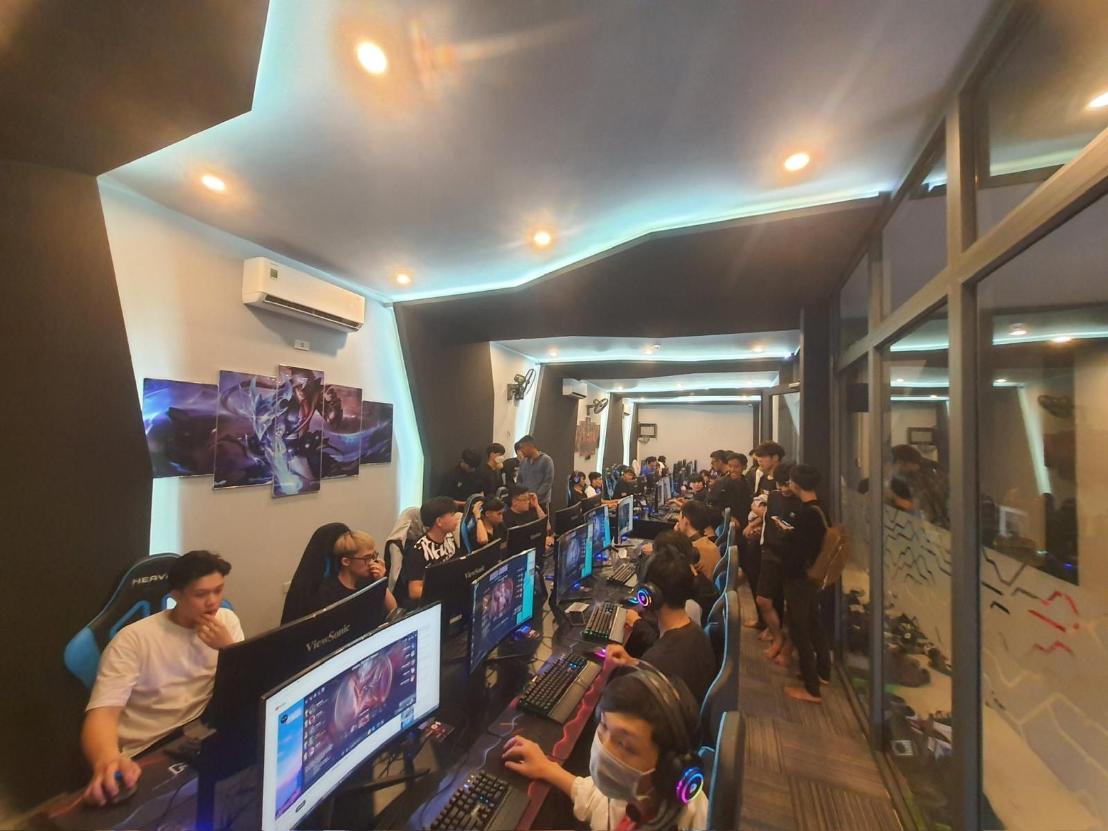 CẦN SANG NHƯỢNG LẠI MÔ HÌNH CYBER GAME TẠI ĐÀ NẴNG 15985722