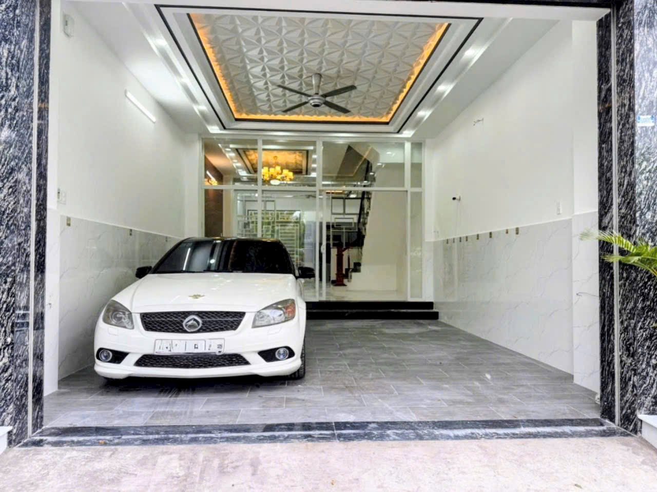 CỰC HIẾM - NHÀ NGAY NHÀ BÈ CÓ SỔ HỒNG RIÊNG - GARA Ô TÔ - HẺM XE HƠI NÉ NHAU - CHỈ 7,7 TỶ 15985735