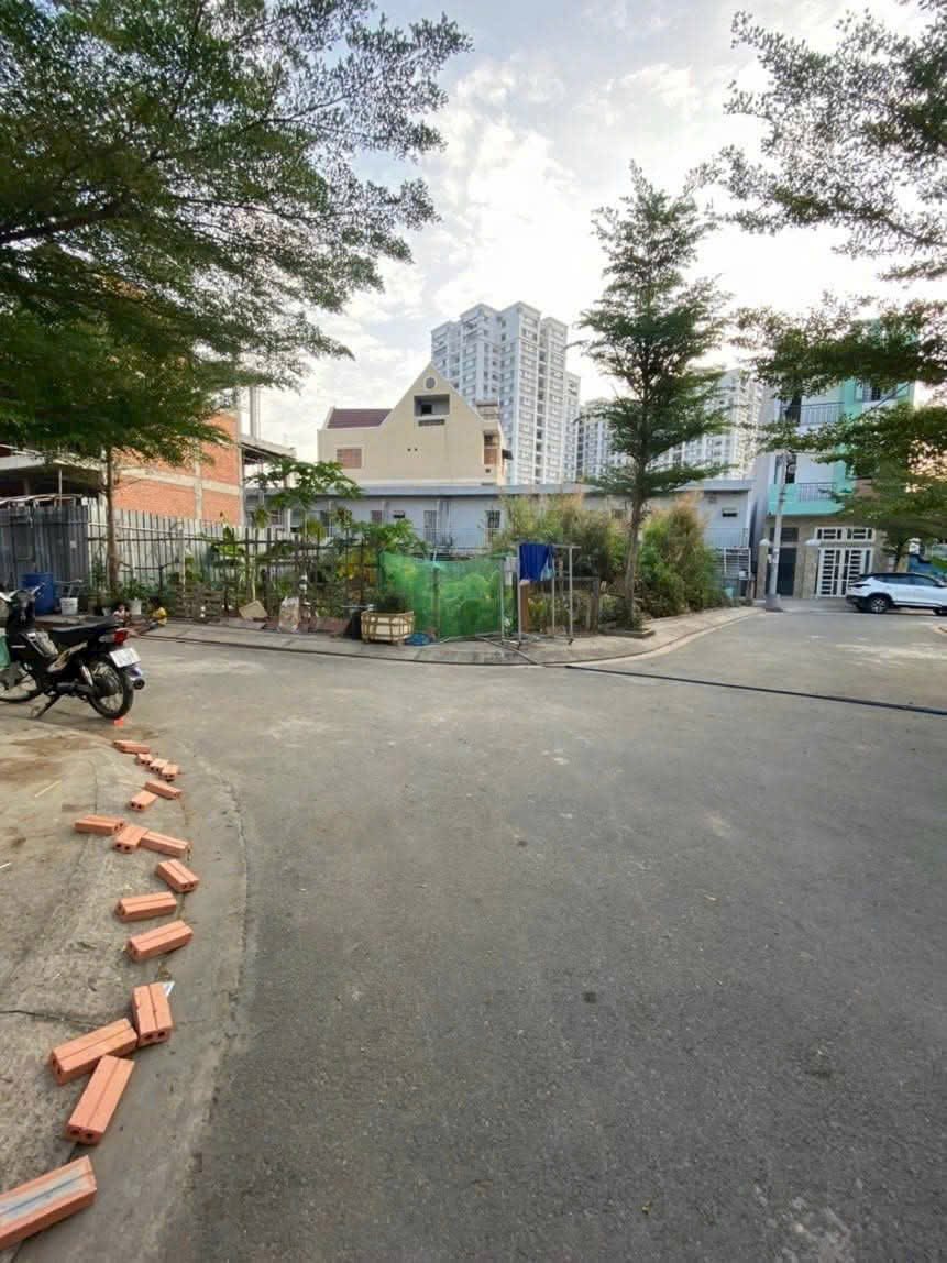 ĐẤT GÓC 2 MẶT TIỀN HUỲNH TẤN PHÁT, NHÀ BÈ - SỔ HỒNG RIÊNG - KHAI THÁC KINH DOANH TỐT - CHỈ 6,4 TỶ 15985737