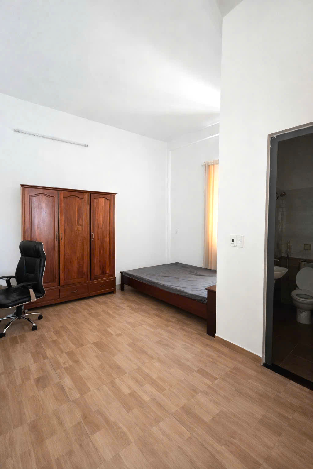 Nhà Đẹp Linh Trung – 91m² (5.1x17) – 3 Tầng BTCT – chỉ 6.5 t ỷ  Gần Đại Học, Dễ Ở Kết Hợp Cho Thuê 15985751