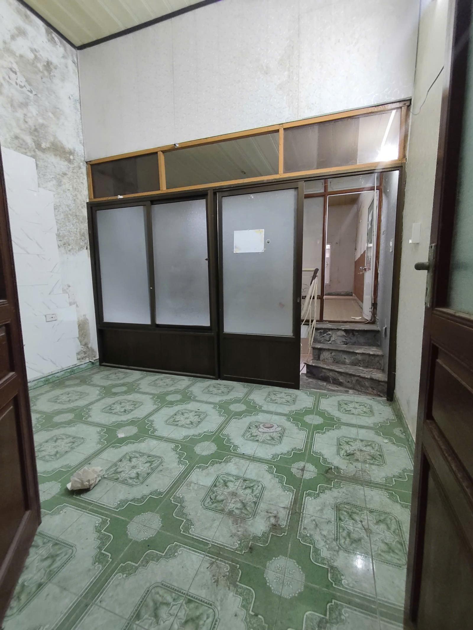 BÁN ĐẤT TẶNG NHÀ 2 TẦNG PHỐ HOÀNG QUÝ – TÔ HIỆU – LÊ CHÂN – Ô TÔ ĐỖ CỬA – GIÁ 3,35 TỶ 15985757