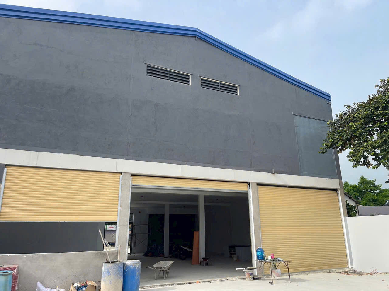 XƯỞNG MỚI MẶT TIỀN SÔNG LU – XE CONT 24/24 – NGANG 17M HIẾM 15985805