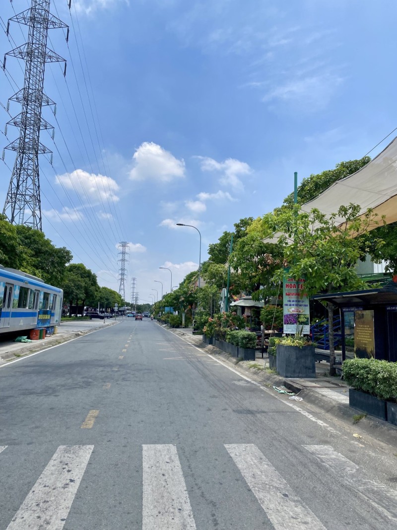 Bán nhà 2 tầng Trương Văn Hải Tăng Nhơn Phú B Thủ Đức - 53m2 - Sát Công viên đường sách - 4.9 Tỷ 15985820