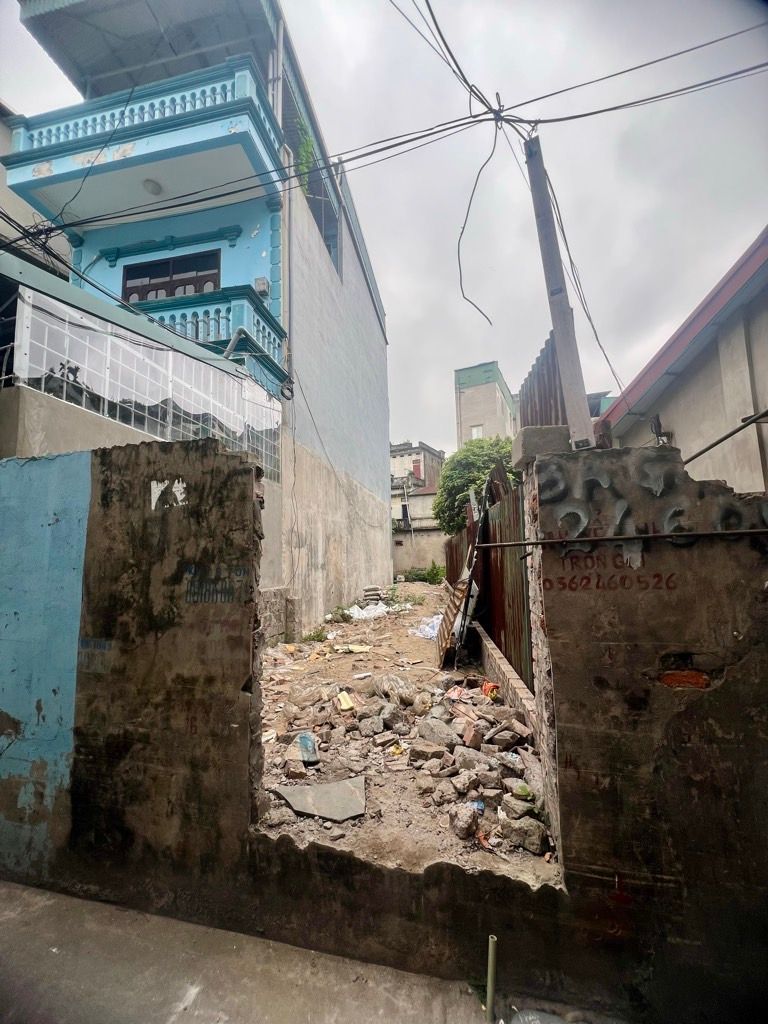 bán đất ngõ 30 ngọc thuỵ 70m ngõ thông, oto chỉ 8 tỷ còn tl.. 15985829