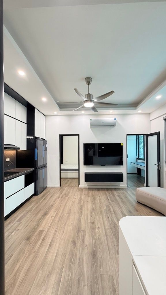 chung cư trần quý kiên cầu giấy DT 51m 2 ngủ full nội thất giá 5,1 tỷ 15985844
