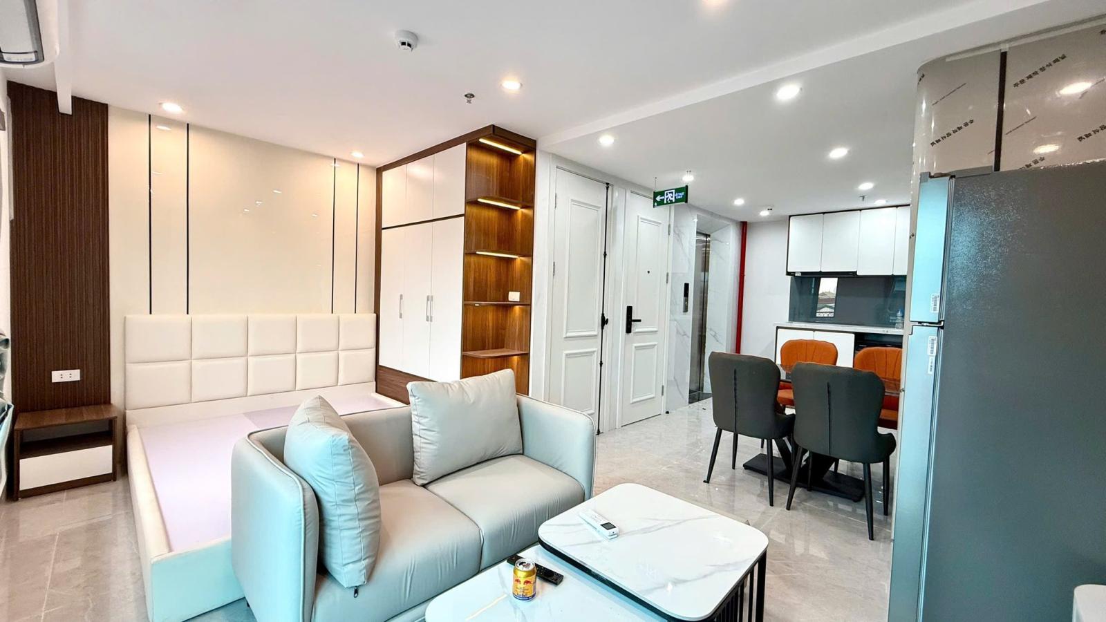 ĐẲNG CẤP CHO THUÊ - ĐẸP NHƯ KHÁCH SẠN - VIP PHỐ NGỌC HÀ 65m 7T MT5m GIÁ 21.5 TỶ 
14 CĂN HỘ FULL 15985850