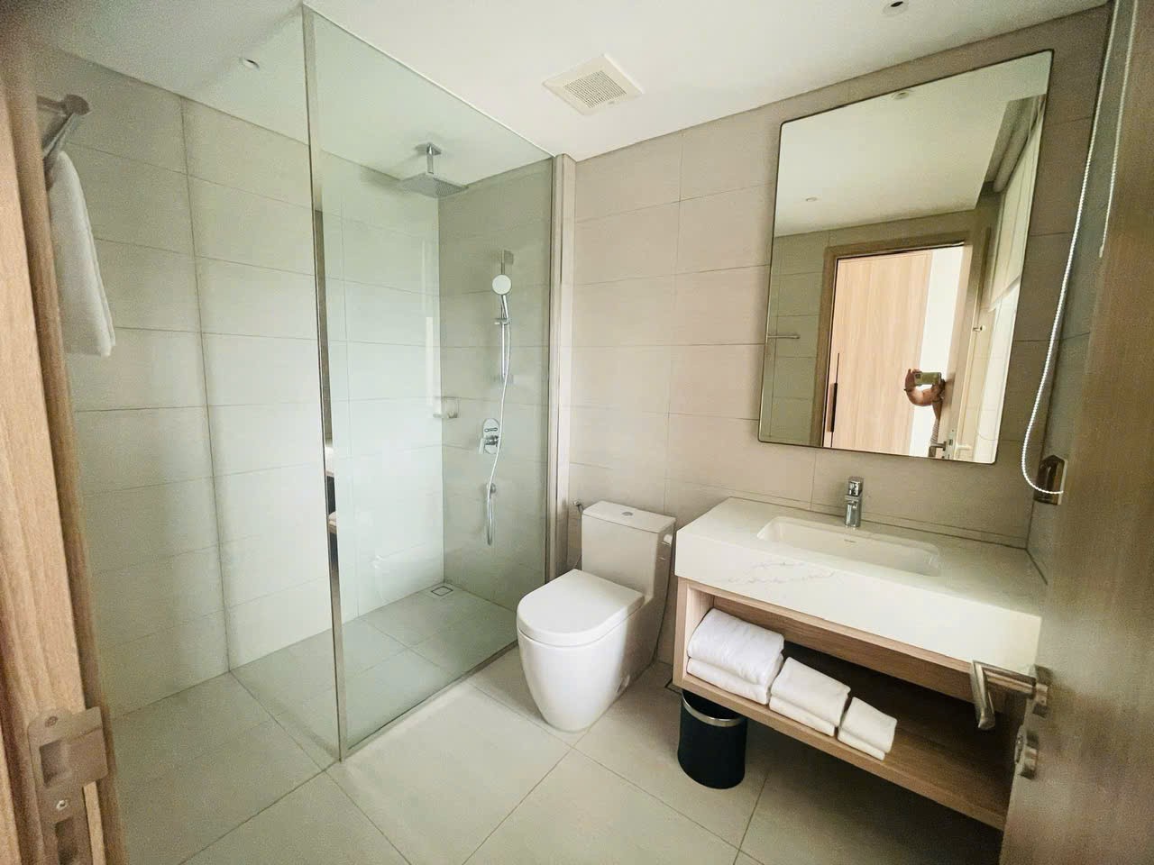 Hot Hot-  BÁN NHANH CĂN HỘ A LA CARTE HẠ LONG – VIEW TRỰC DIỆN VỊNH 15985851