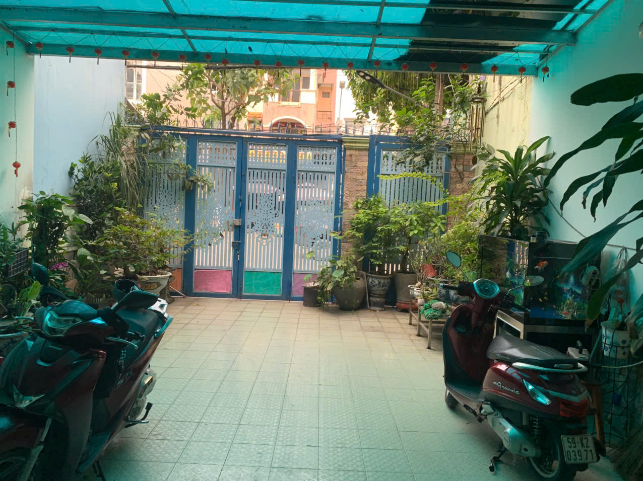 CHÍNH CHỦ CẦN BÁN NHANH LÔ ĐẤT TẶNG  KÈM NHÀ CẤP 4 tại quận Bình Tân, TP HCM 15985854