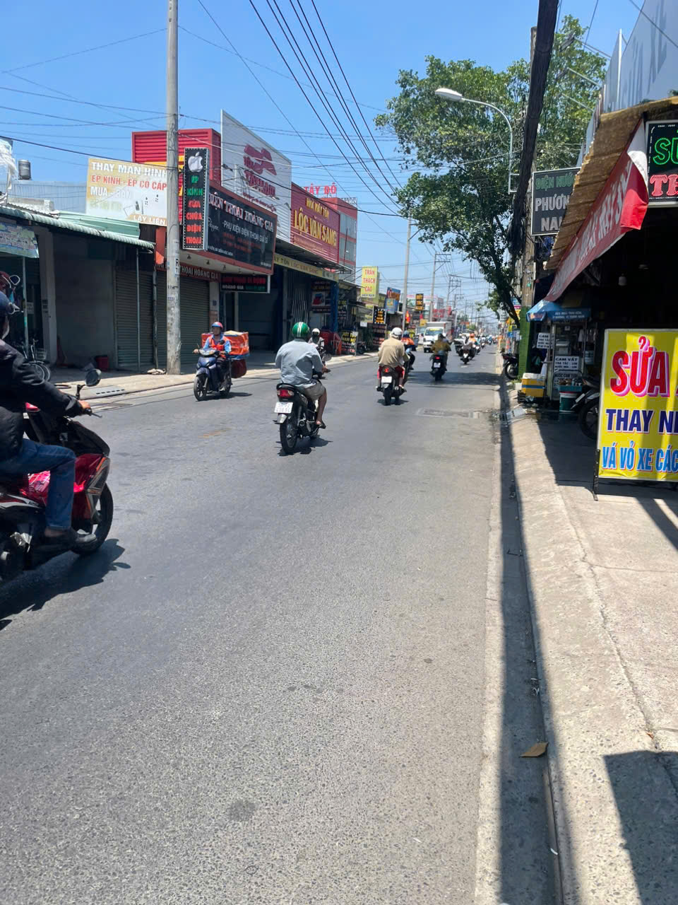 Bán nhà mặt tiền 19x40m giá 50 tỷ Đường Phan Văn Hớn 15985865