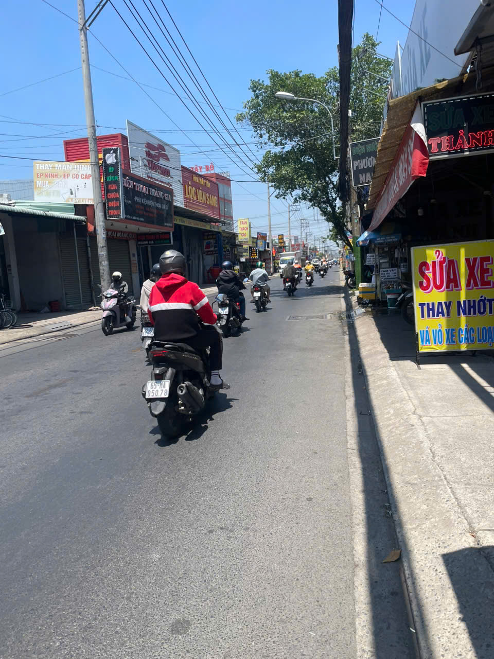 Bán nhà mặt tiền 19x40m giá 50 tỷ Đường Phan Văn Hớn 15985865