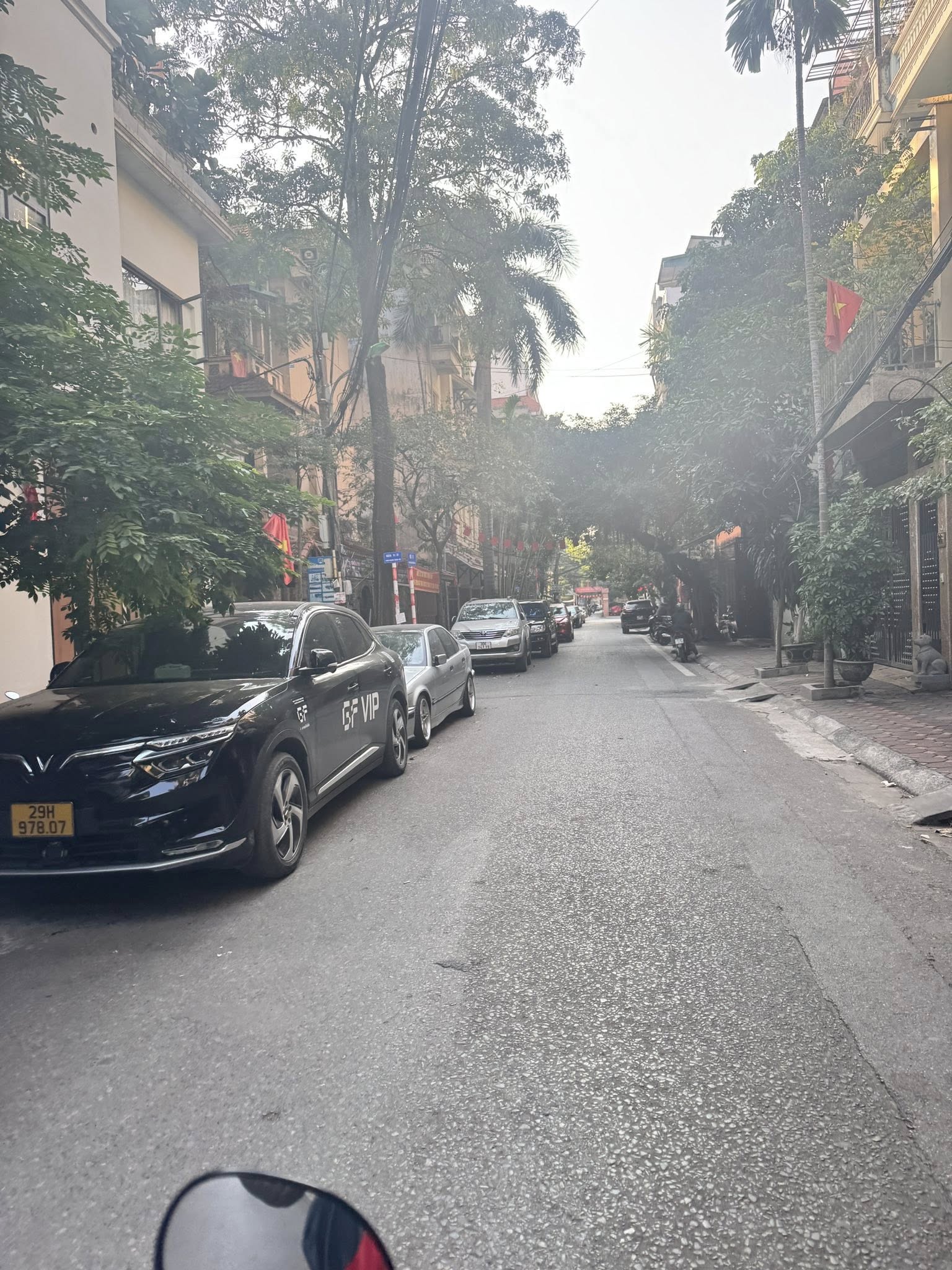 Giá tốt, bán nhà Vạn Bảo, nhà đẹp gần phố, 64m2, chỉ 26 tỷ 15985922