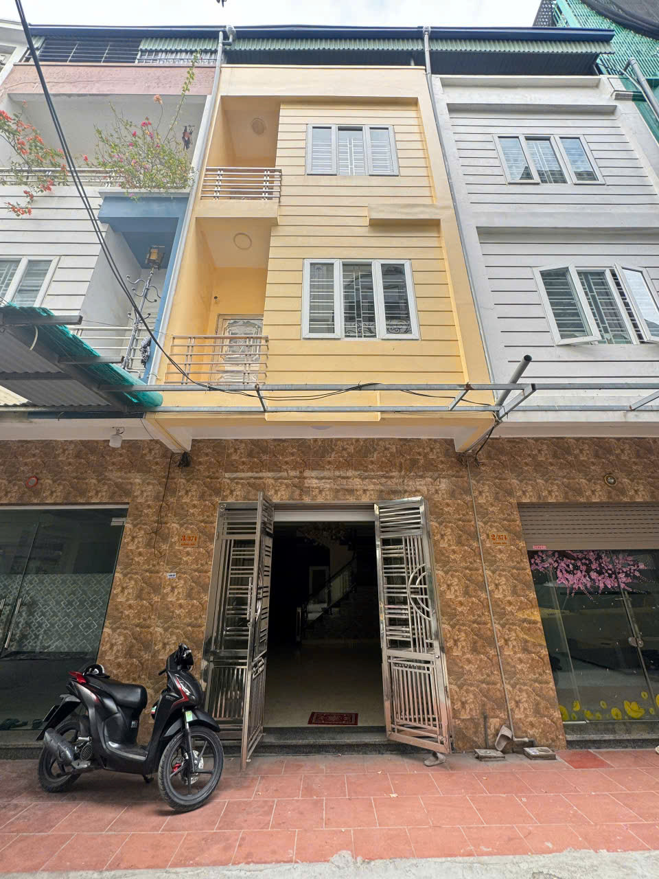 BÁN NHÀ 3 TẦNG NGÕ 374 ĐẰNG HẢI – HẢI AN – Ô TÔ TRÁNH NHAU – GIÁ 3,75 TỶ 15985929