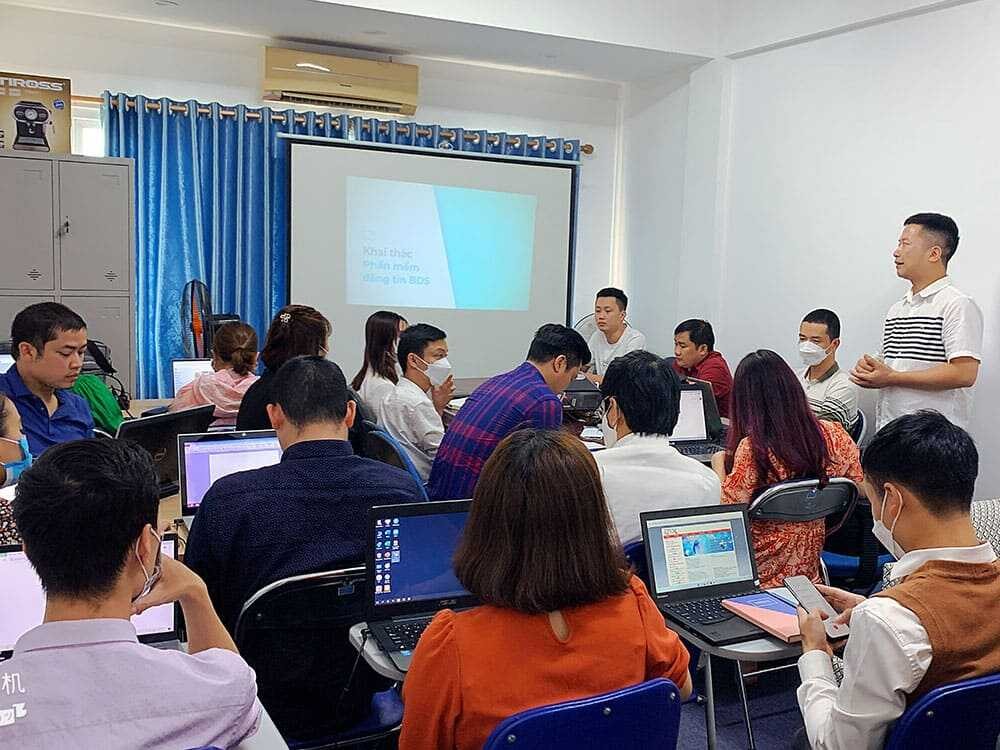 PHẦN MỀM ĐĂNG BÀI FACEBOOK VSHORTS 15985995