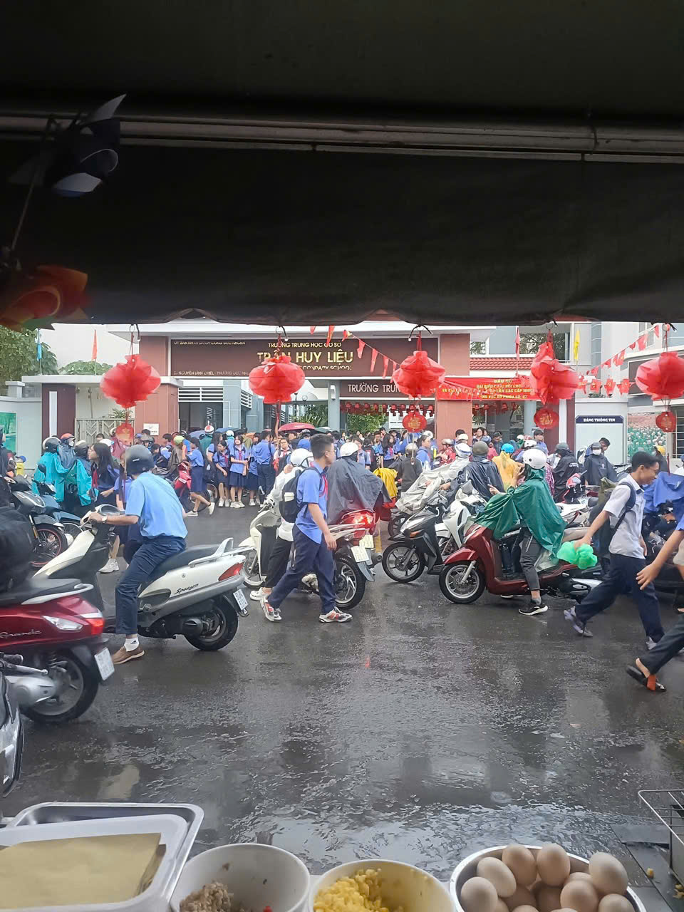 SANG NHƯỢNG QUÁN CHÁO, MÌ, NUI XÀO NGAY CỔNG TRƯỜNG ĐẠI HỌC - QUẬN PHÚ NHUẬN, HCM 15985996