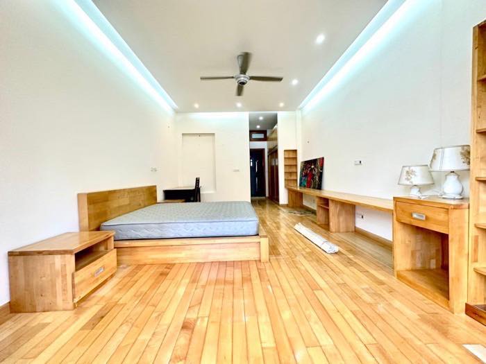 Bán nhà khu phân lô phố Văn Cao, Ba Đình, dân xây, thoáng trước sau, 33m, 5 tầng, 10 tỷ 15986023