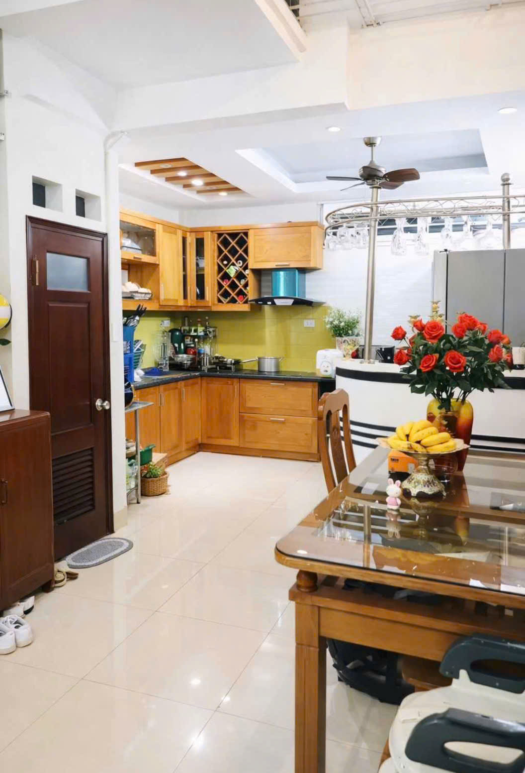 NGÕ HÒA BÌNH – DIỆN TÍCH 41M – NHÀ 3T – MT 4M – SÂN RỘNG – GIÁ CHỈ – 8.5 TỶ 15986025