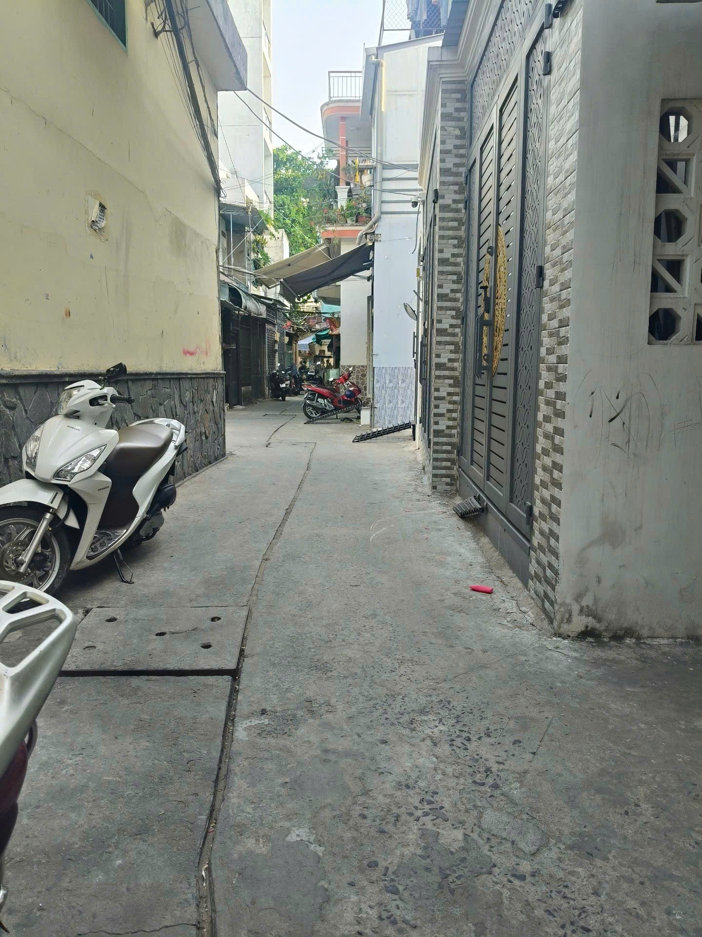 NHÀ ĐẸP – GIÁ TỐT – CHÍNH CHỦ CẦN BÁN NHÀ Đường Âu Dương Lân, Phường 3, Quận 8, TP.HCM 15986049