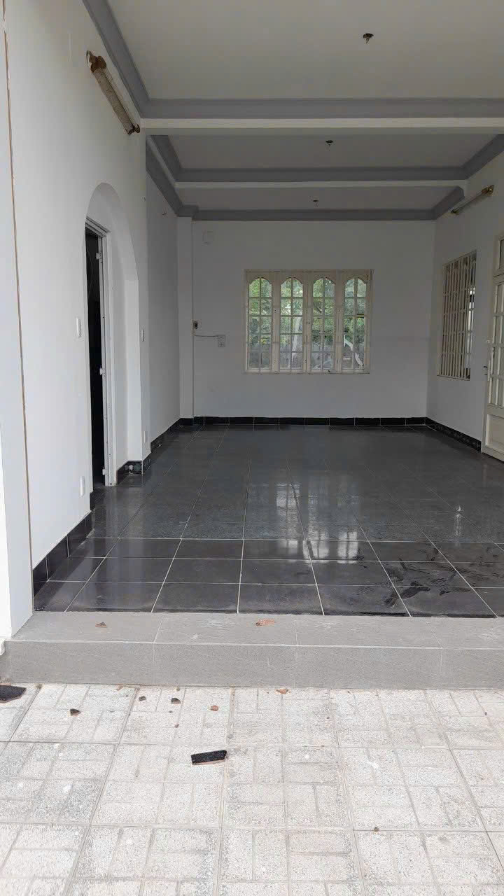 MẶT TIỀN ĐẶNG THÚC VỊNH – NGANG 11M – DÒNG TIỀN 30TR/THÁNG 15986055