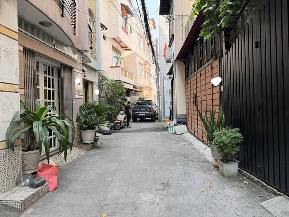 Nhà Đường Lê Quang Định Phường 11 Cũ Quận Bình Thạnh. 15986074