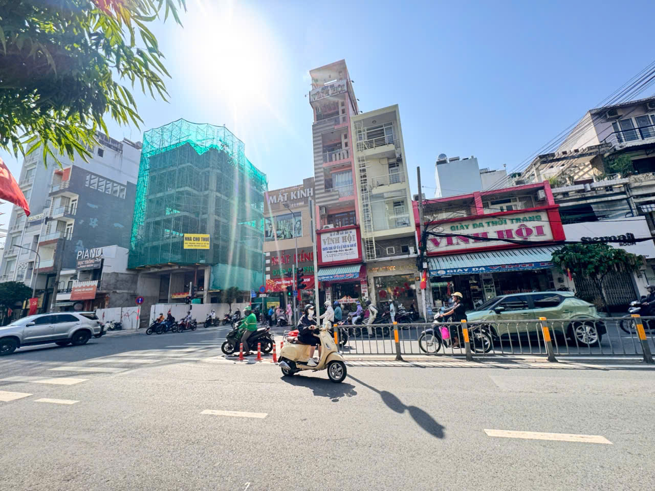 BÁN NHÀ 2 TẦNG MẶT TIỀN KHÁNH HỘI, QUẬN 4- NGANG LỚN 8,5M*16M- QHXD 7 TẦNG CÓ HẦM- CHỦ 1 ĐỜI XƯA 15986080