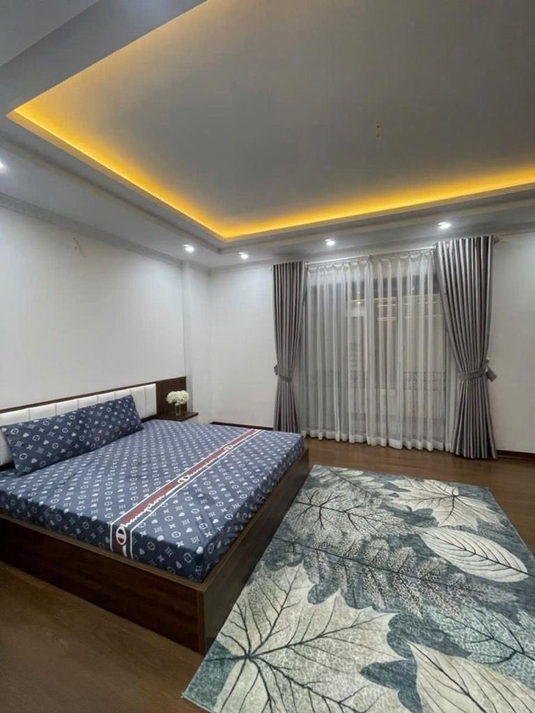 phan kế bính 35m x5 tầng x MT 5m7 giá 10,8 tỷ nhà đẹp,full nội thất 15986087