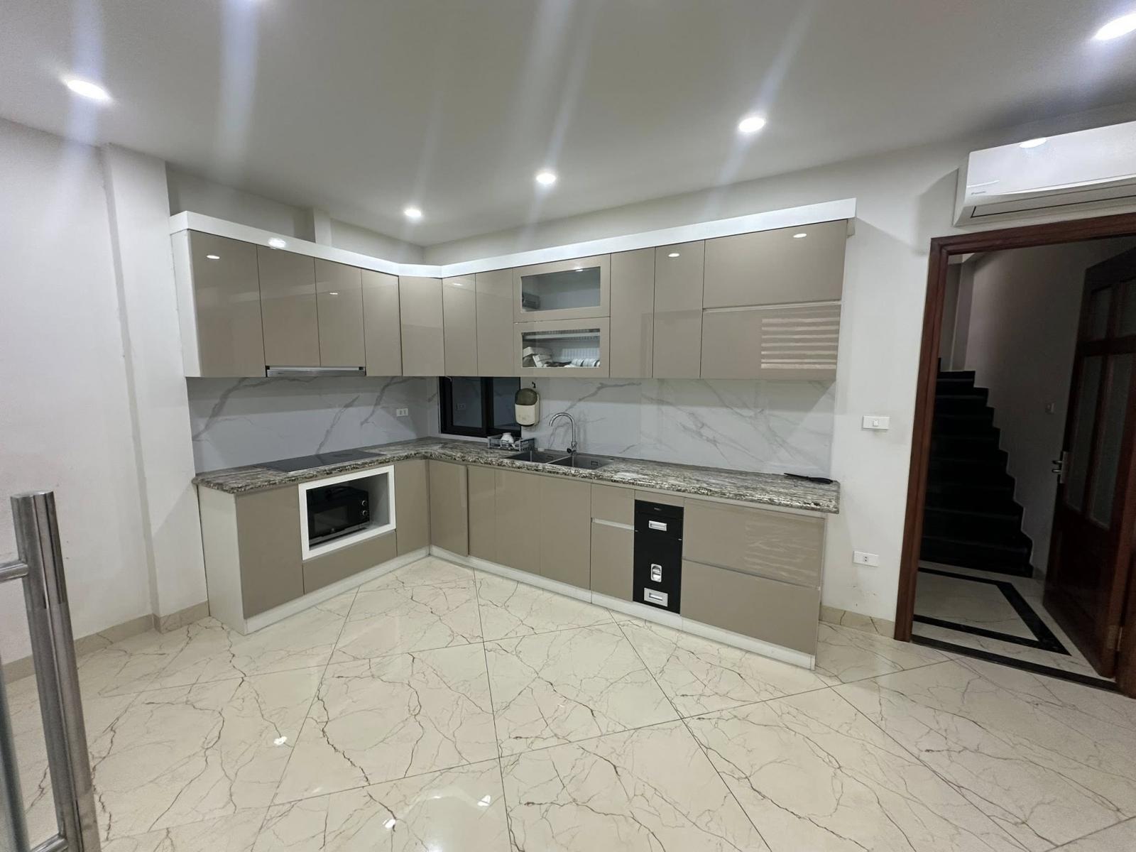 💥Ô tô tránh Phân lô Thang máy Đỗ Quang 60m 6T, Kinh doanh siêu tốt, 36.6 tỷ 15986091