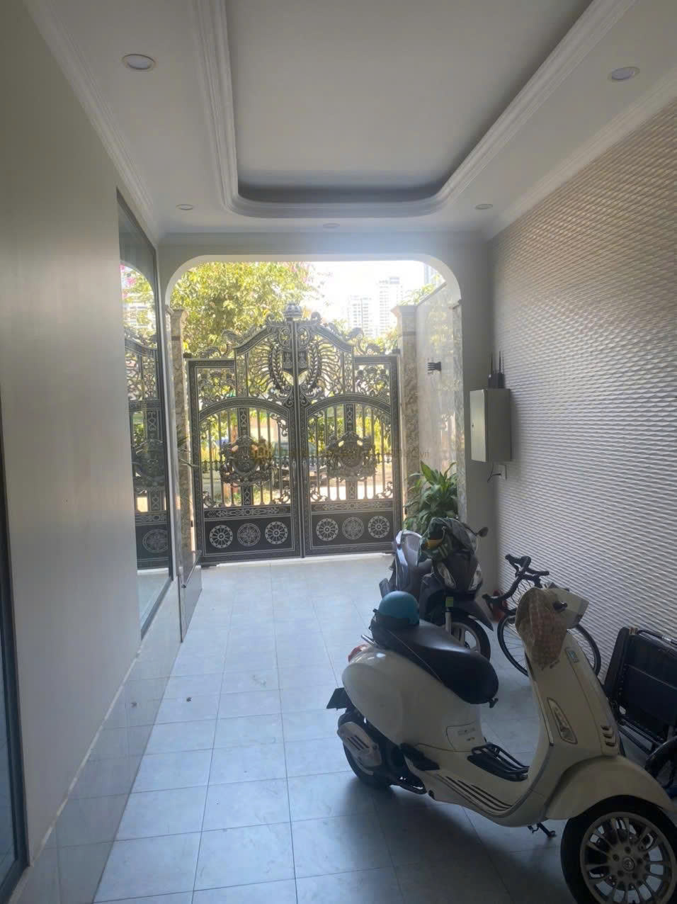 Nhà 7m ngang có thang máy, gara 2 xe tại An Phú – phù hợp ở và làm văn phòng 15986117