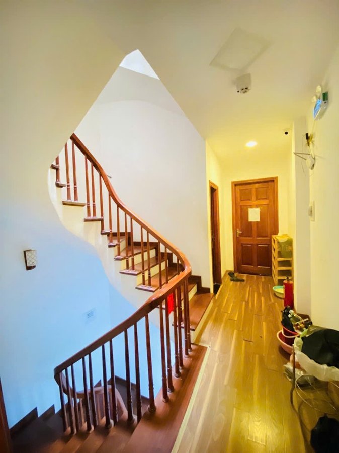 Bán Nhà Mai Dịch. Cầu Giấy. Ô Tô. DT 51m2. MT 3.6m. 6 Tầng. Giá 15.8 Tỷ. 15986125