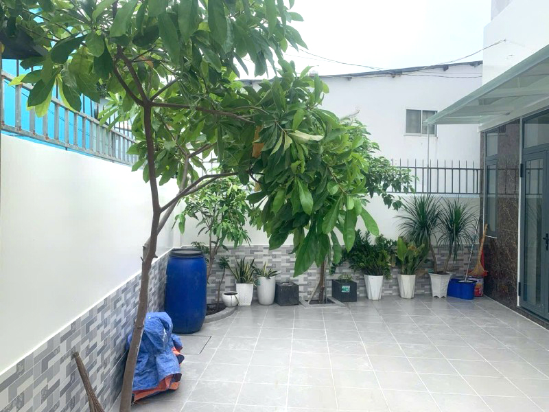 Bán Nhà Linh Chiểu Thủ Đức – 180m² Ngang 8.6m – Dòng Tiền 30tr/tháng – Giá 7.6 Tỷ 15986146