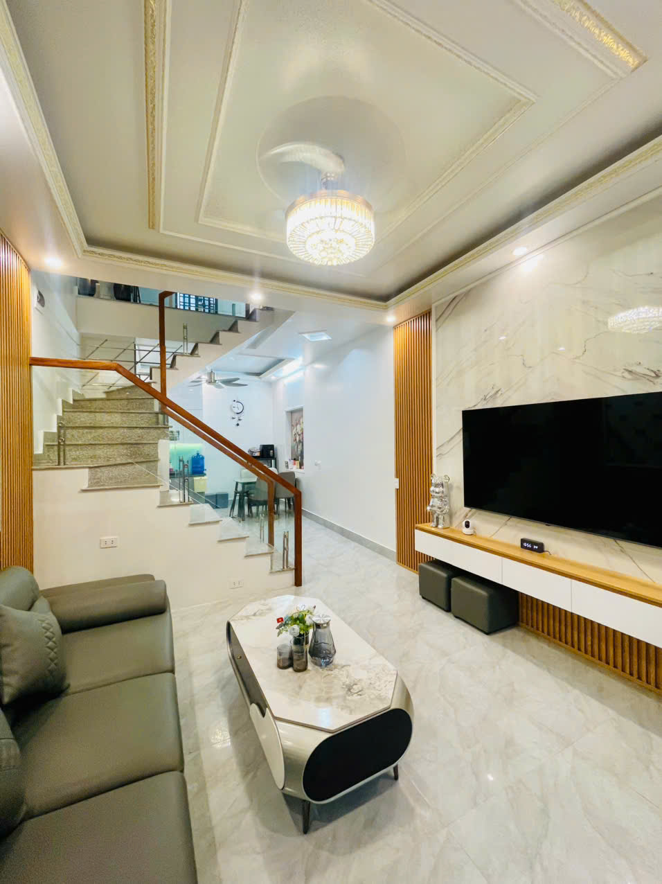 BÁN NHÀ LÔ GÓC 4 TẦNG TẠI KIỀU SƠN – VĂN CAO, OTO VÀO TẬN CỬA, NHÀ ĐẸP Ở NGAY 15986149