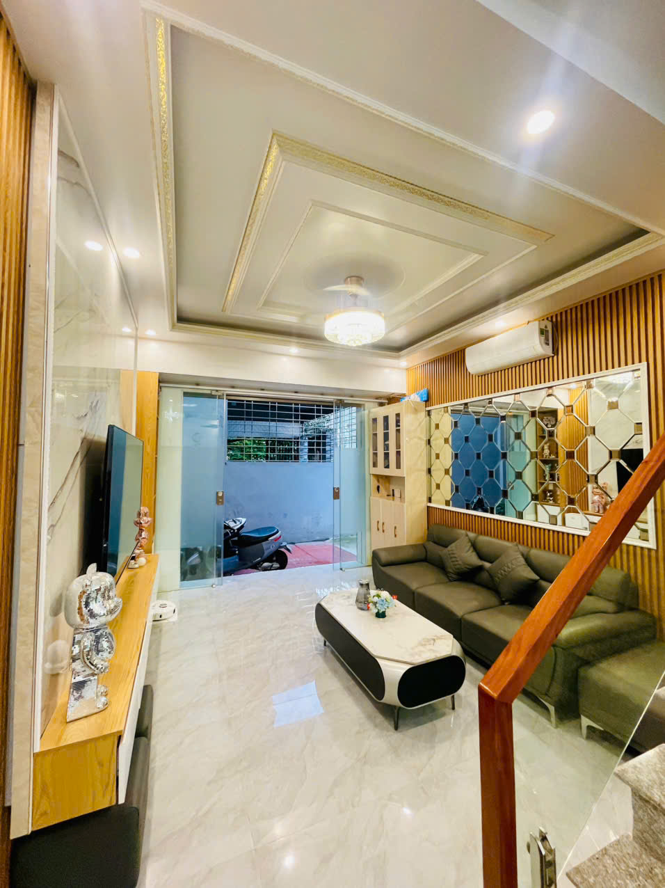 BÁN NHÀ LÔ GÓC 4 TẦNG TẠI KIỀU SƠN – VĂN CAO, OTO VÀO TẬN CỬA, NHÀ ĐẸP Ở NGAY 15986149